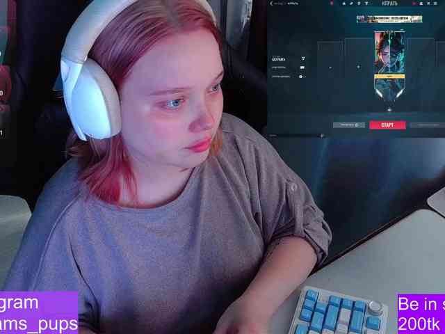 AlinaAdams webcam