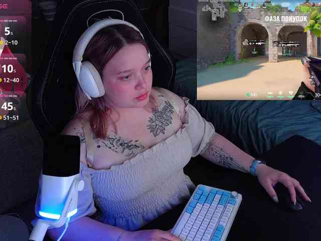 AlinaAdams webcam