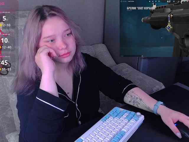 AlinaAdams webcam