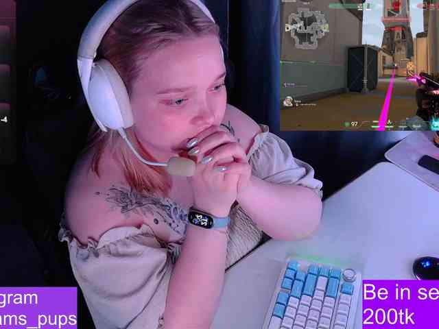 AlinaAdams webcam