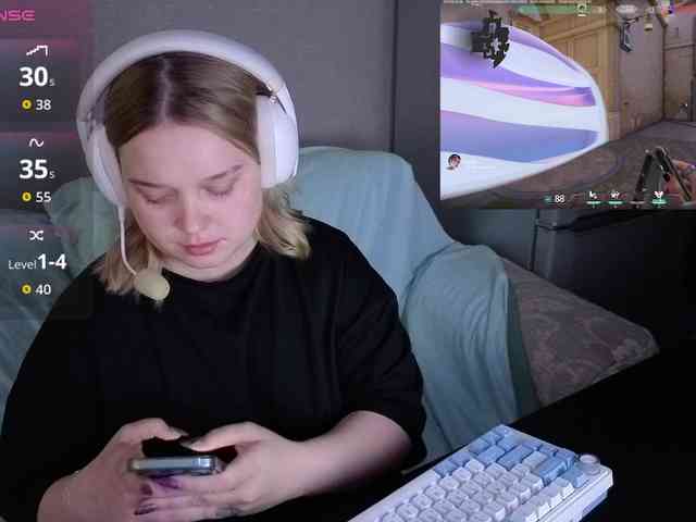 AlinaAdams webcam