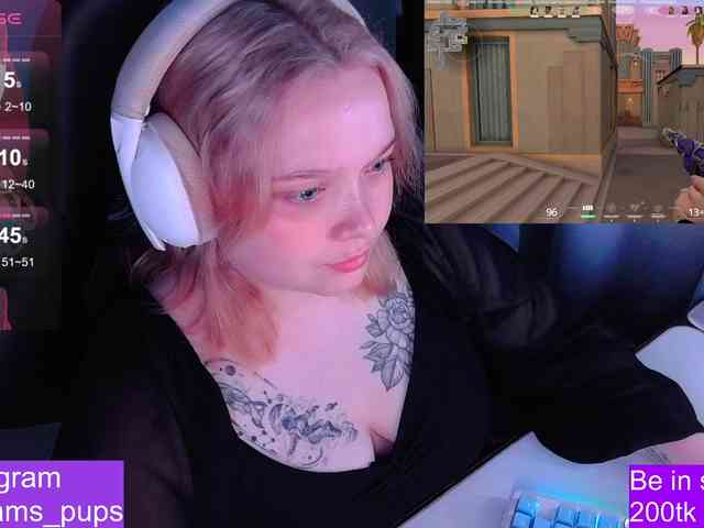 AlinaAdams webcam
