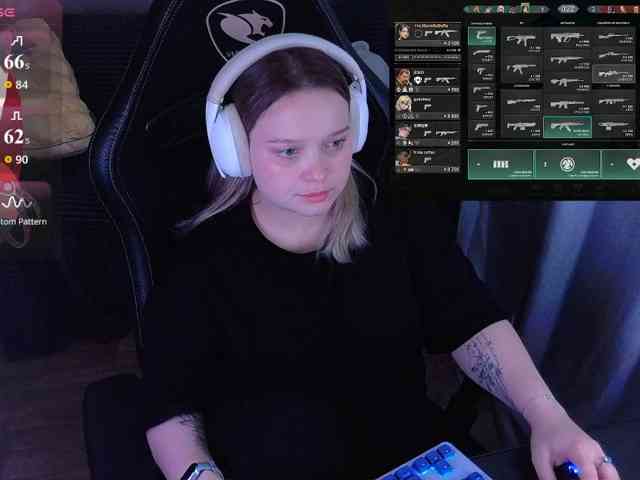 AlinaAdams