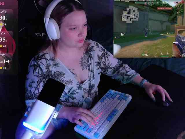 AlinaAdams webcam