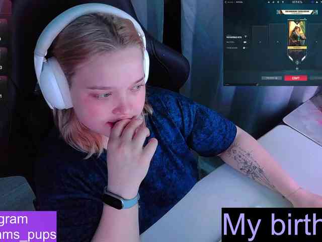 AlinaAdams webcam