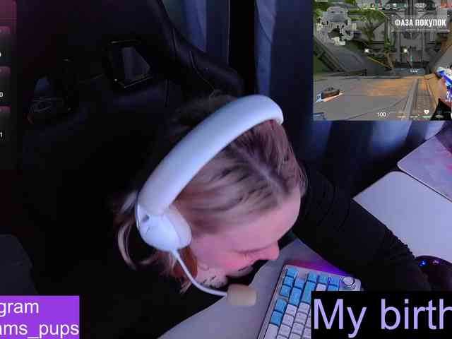 AlinaAdams webcam