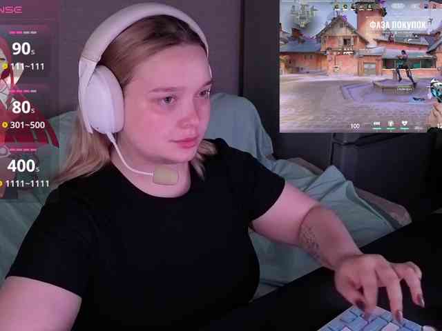 AlinaAdams webcam