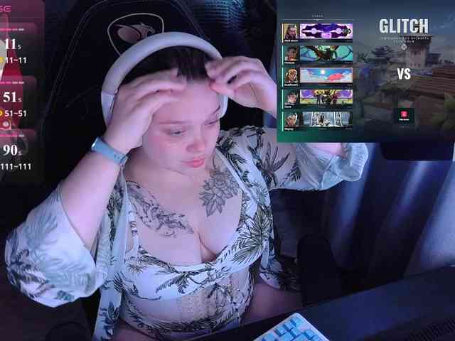 AlinaAdams webcam