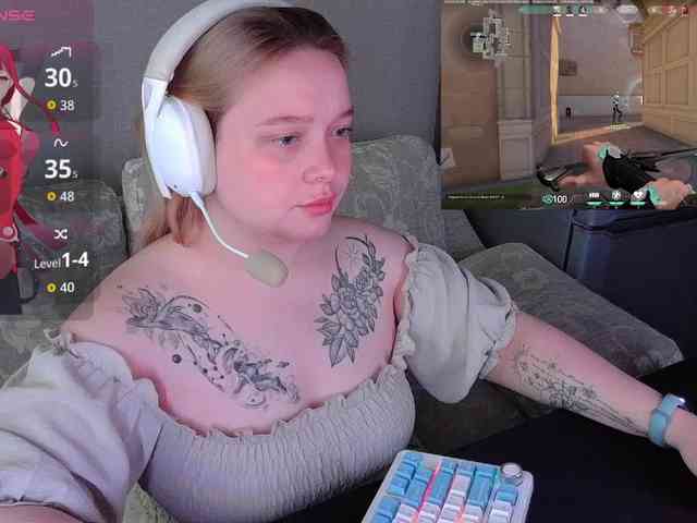 AlinaAdams webcam