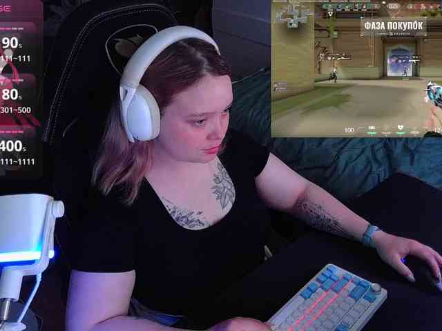 AlinaAdams webcam