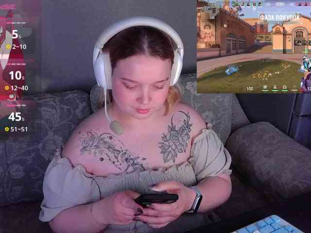 AlinaAdams webcam