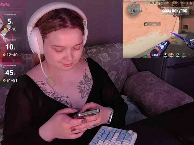 AlinaAdams webcam