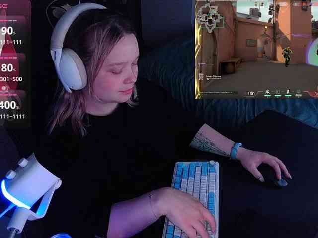 AlinaAdams webcam
