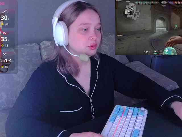 AlinaAdams webcam