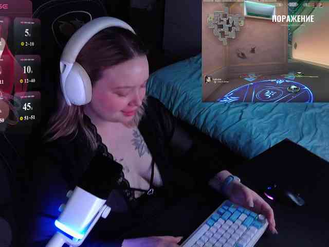 AlinaAdams webcam