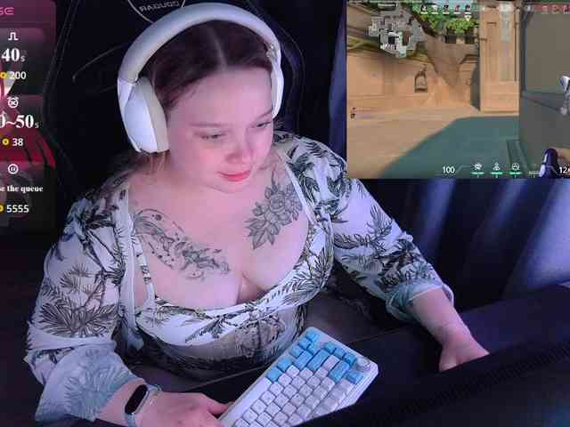 AlinaAdams webcam