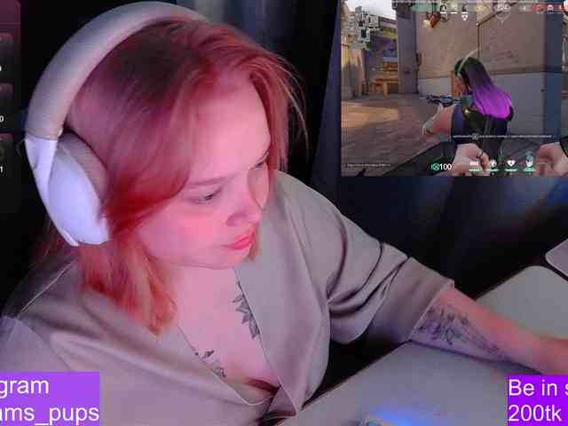 AlinaAdams webcam