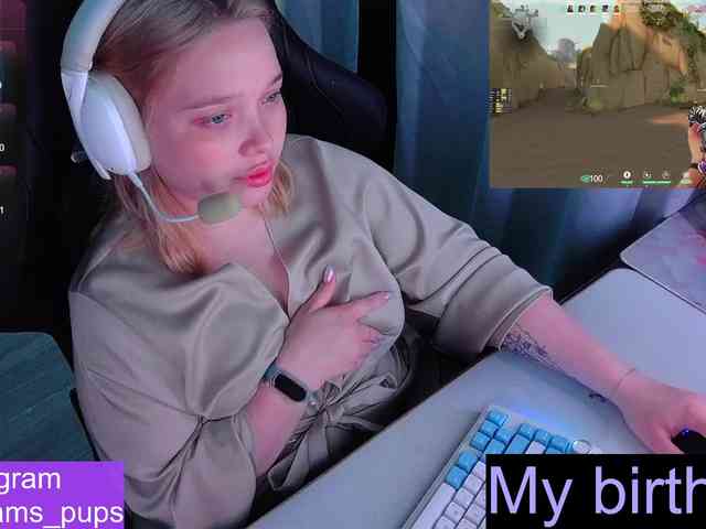 AlinaAdams webcam