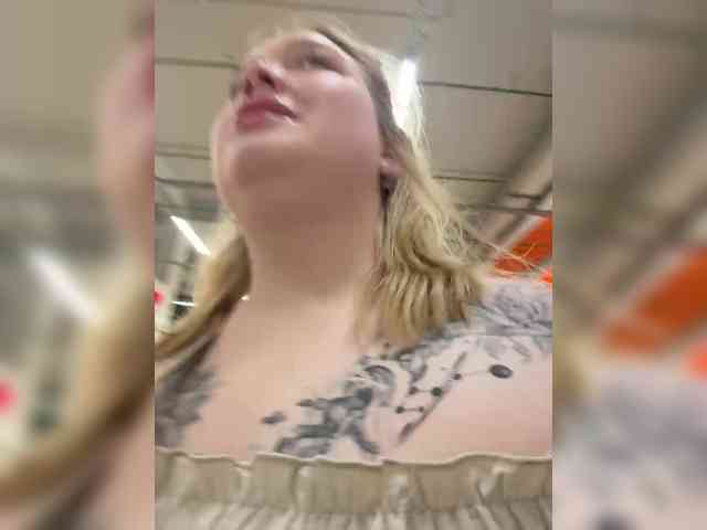 AlinaAdams webcam