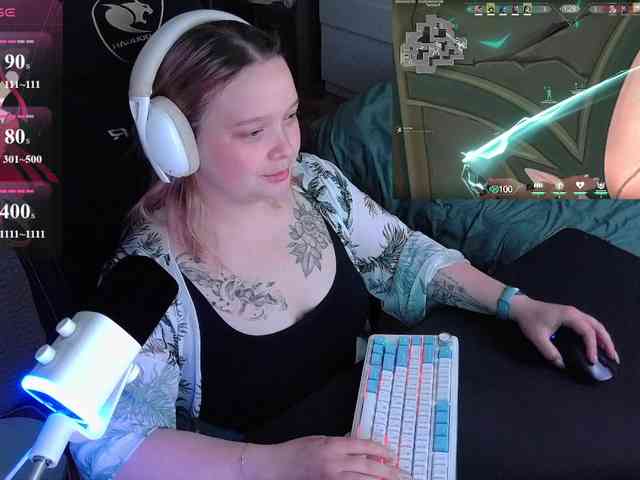 AlinaAdams webcam