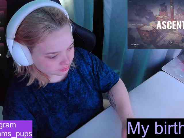 AlinaAdams webcam