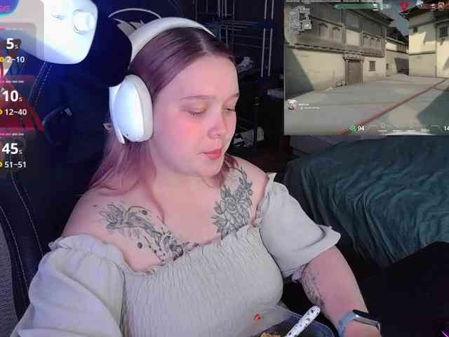 AlinaAdams webcam