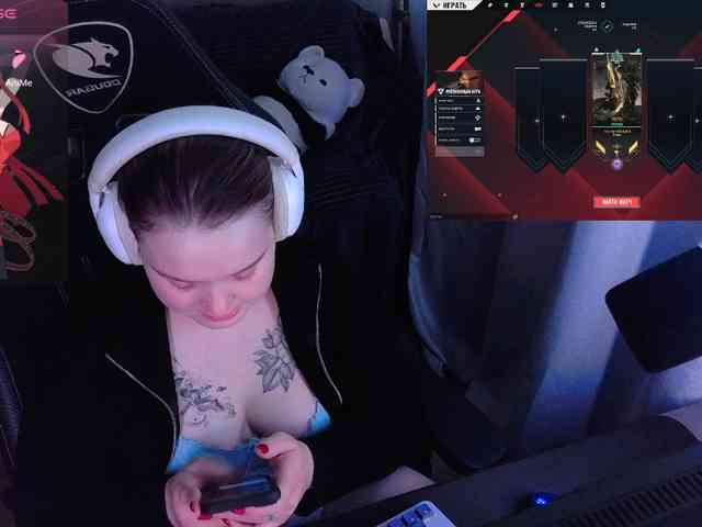 AlinaAdams webcam