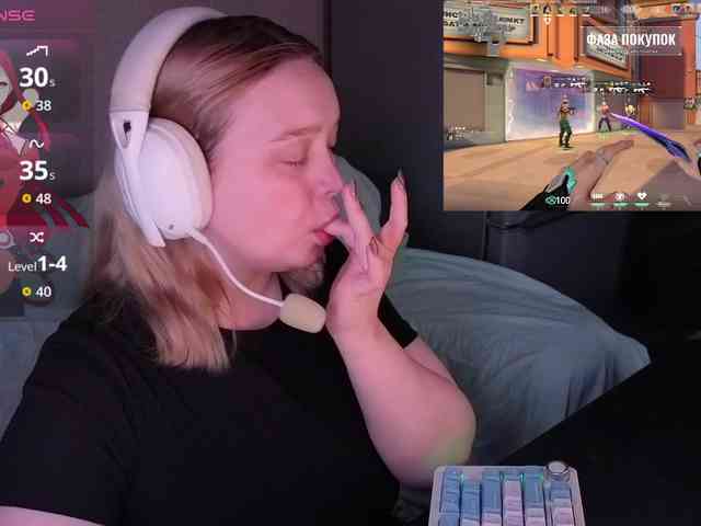 AlinaAdams webcam