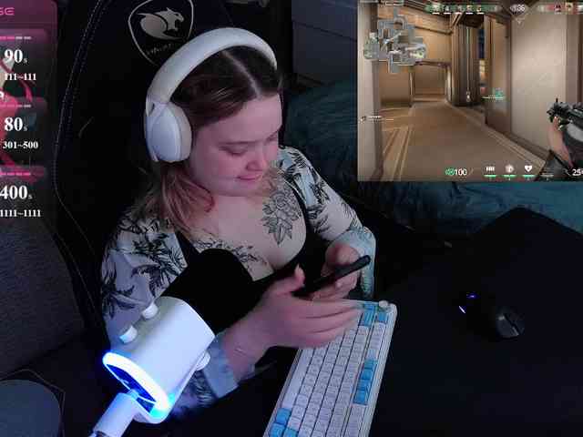 AlinaAdams webcam