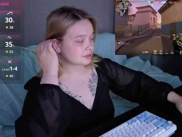 AlinaAdams webcam