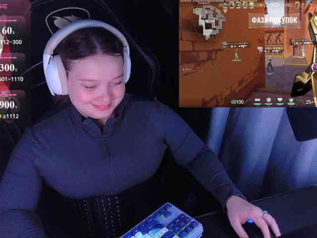 AlinaAdams webcam