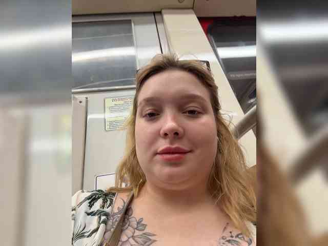 AlinaAdams webcam