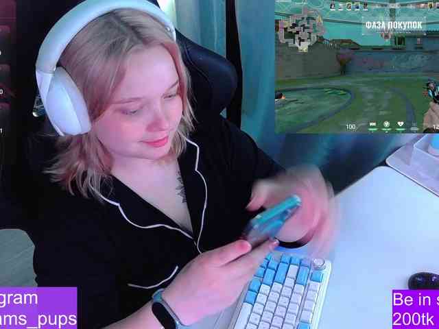 AlinaAdams webcam
