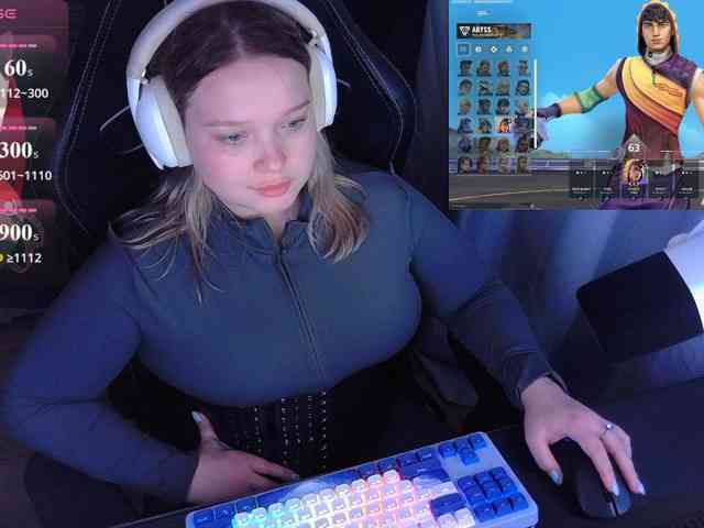 AlinaAdams webcam