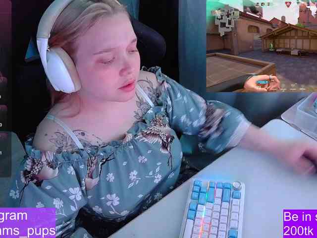 AlinaAdams webcam