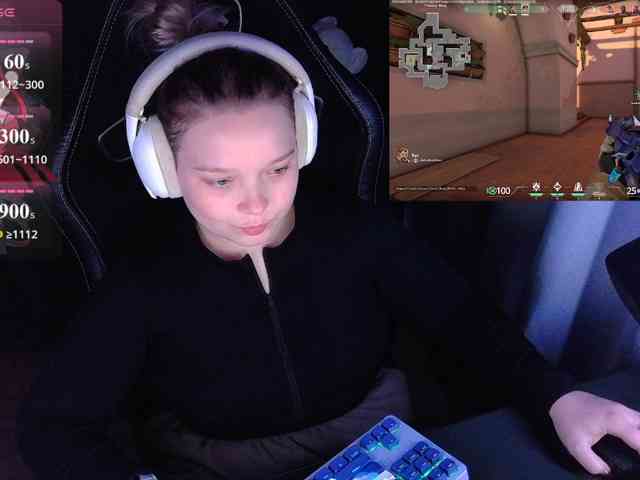 AlinaAdams webcam