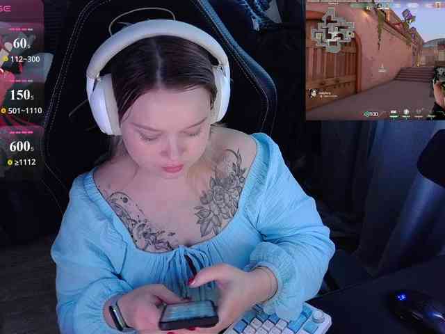 AlinaAdams webcam