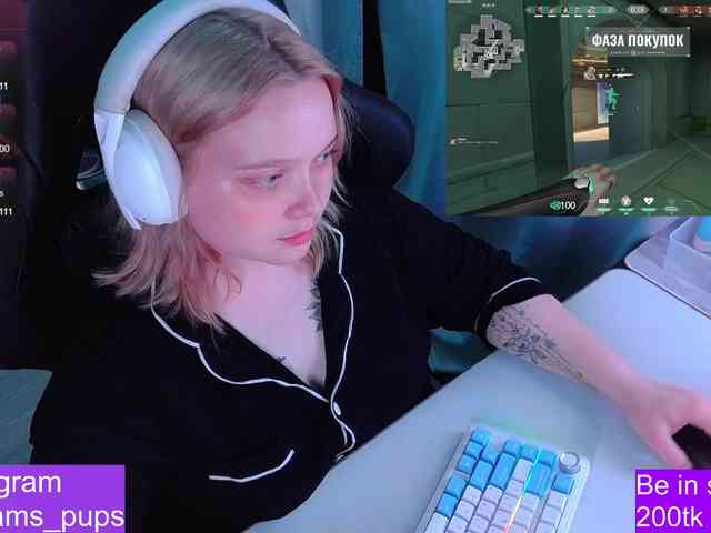 AlinaAdams webcam