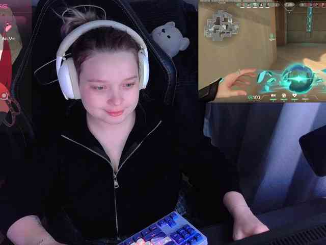AlinaAdams webcam