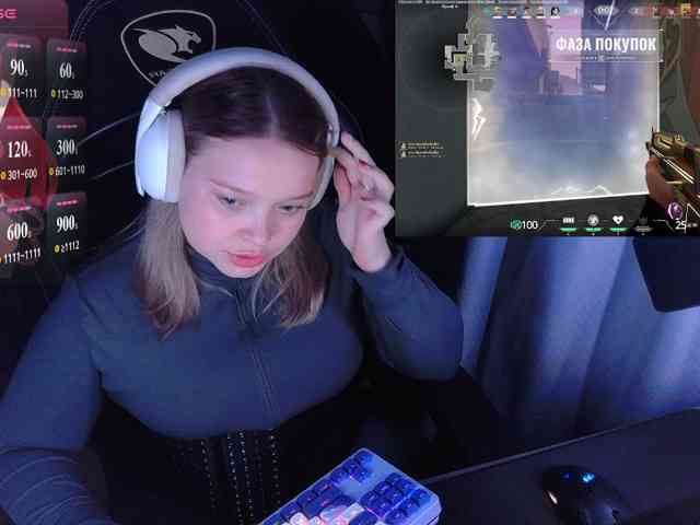 AlinaAdams webcam