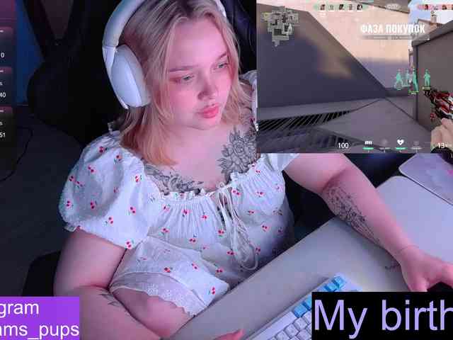 AlinaAdams webcam