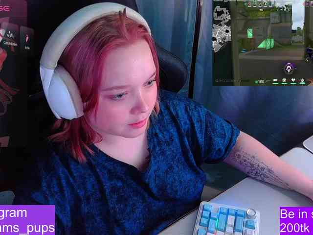 AlinaAdams webcam