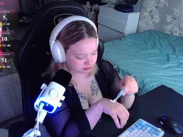 AlinaAdams webcam