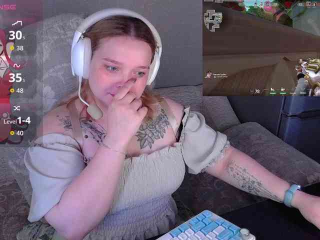 AlinaAdams webcam