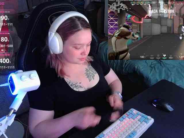 AlinaAdams webcam