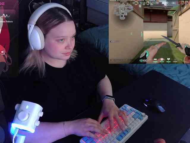AlinaAdams webcam