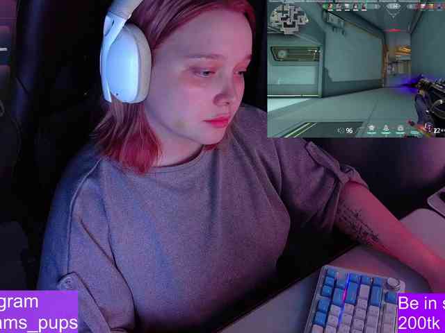 AlinaAdams webcam