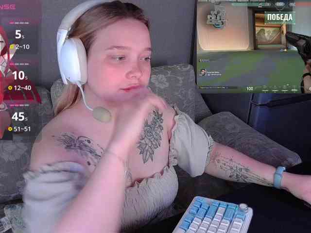 AlinaAdams webcam