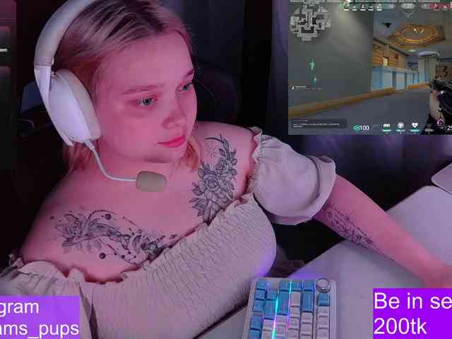 AlinaAdams webcam