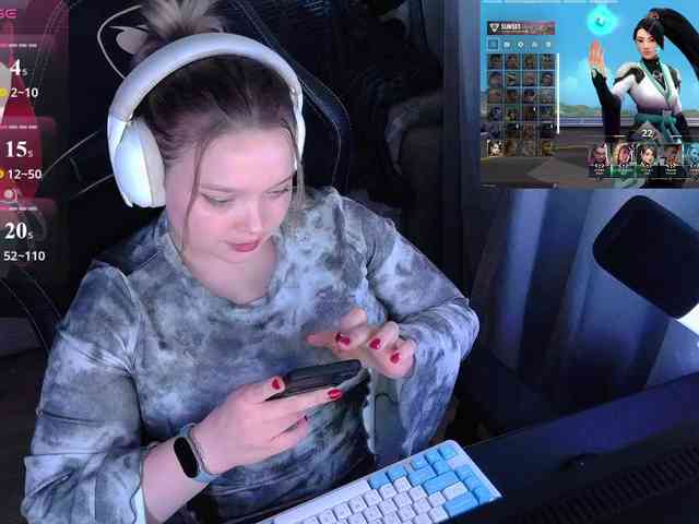 AlinaAdams webcam